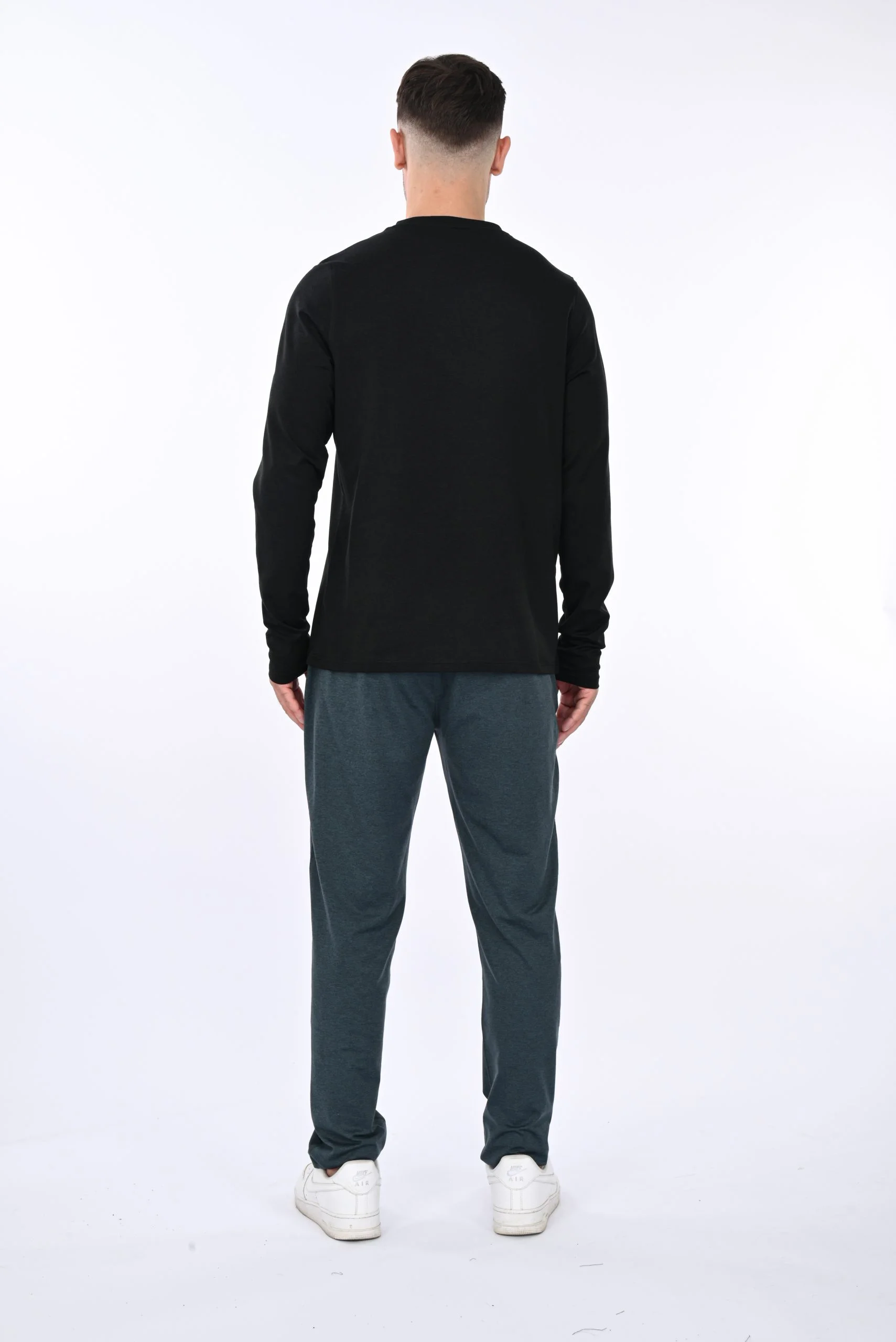 Black Heather Pullover Classic - Image 11