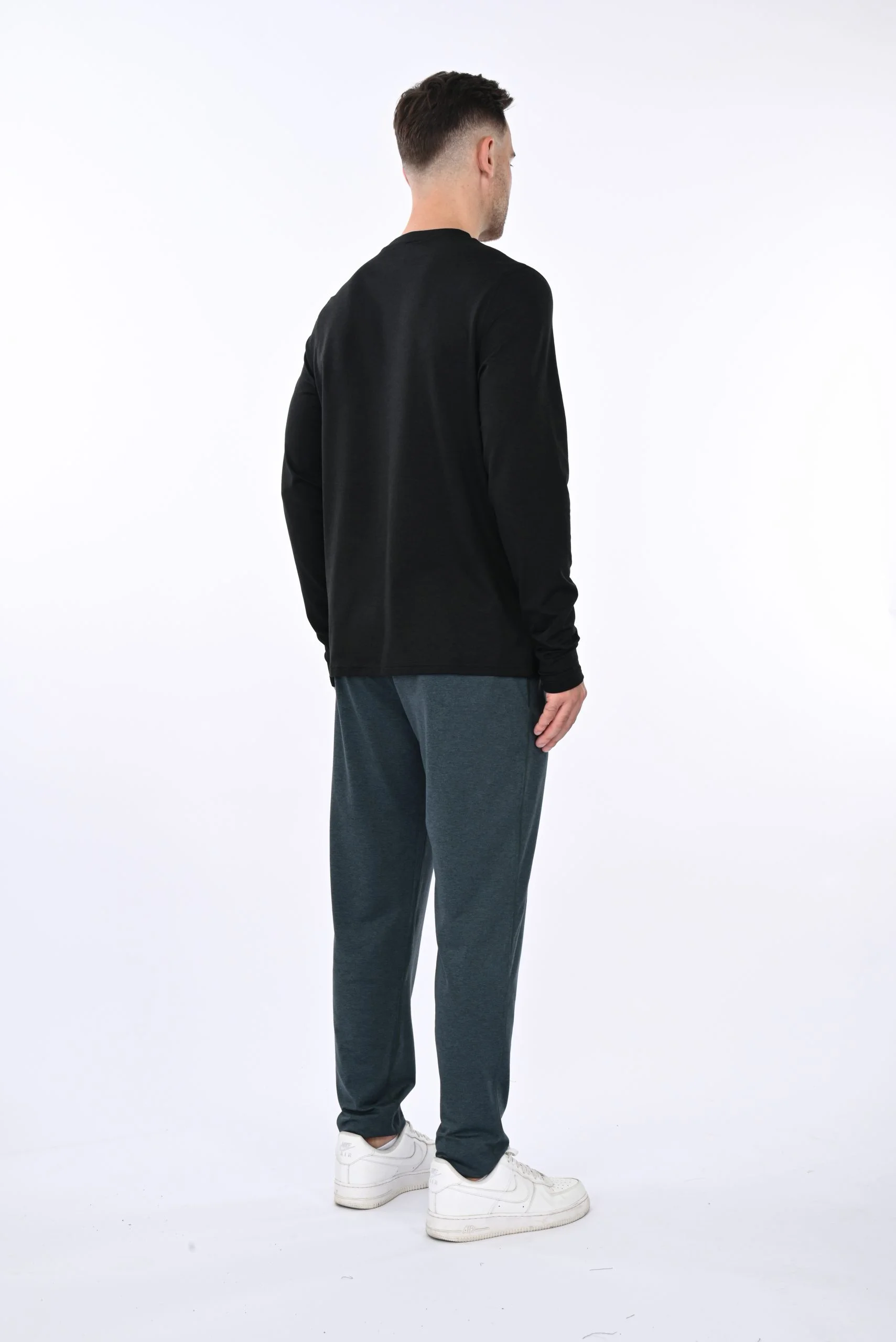 Black Heather Pullover Classic - Image 10