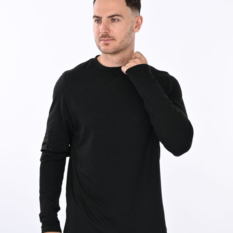 Black Heather Pullover Classic