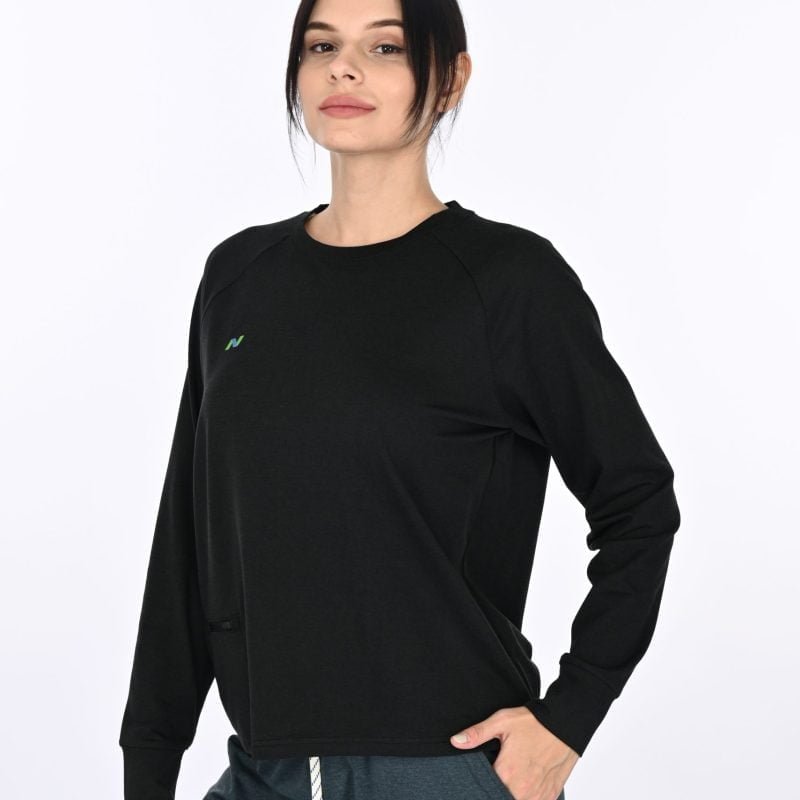 Black Heather Pullover Classic